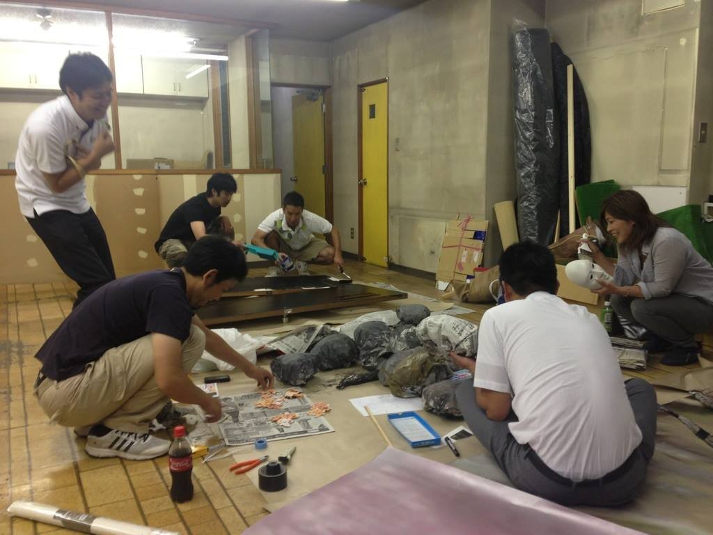 恐怖に震え上がらせ