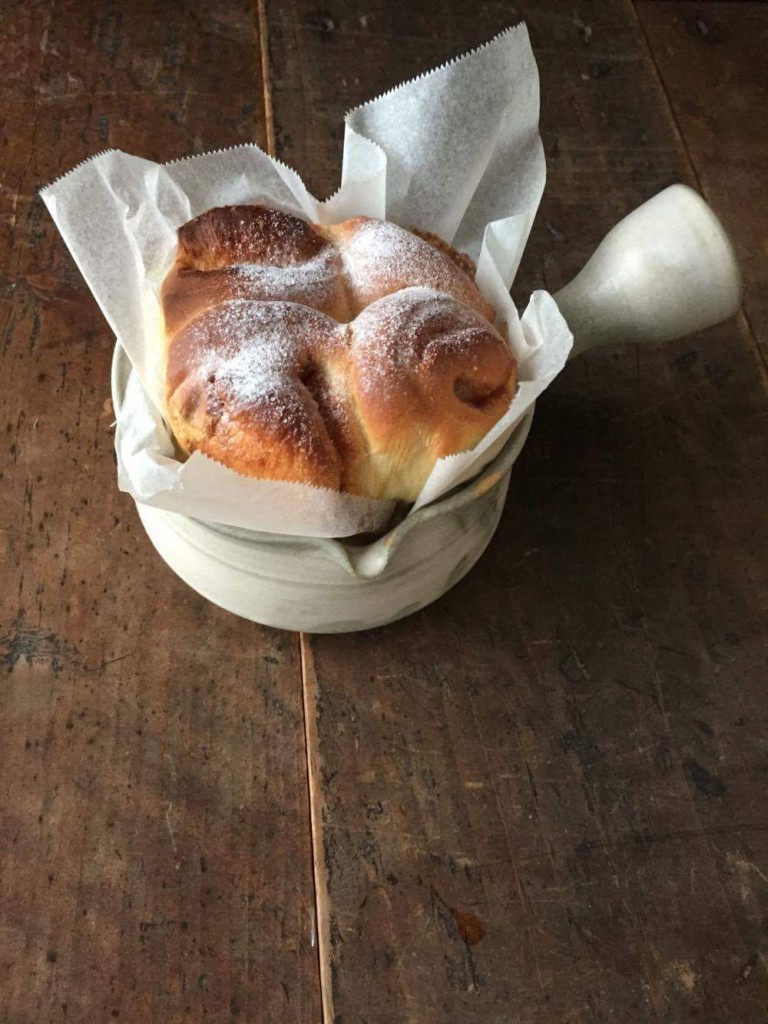 【パンと海のブローチ】第2回決定!今回のパンは『シナモンロール』