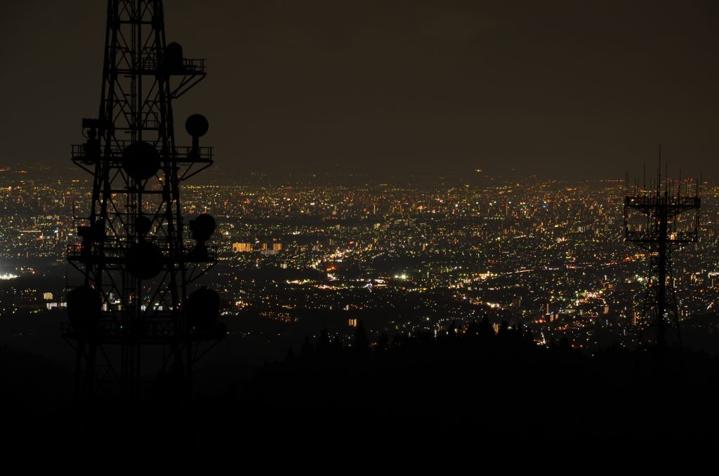 三国山キャンプ場展望台夜景