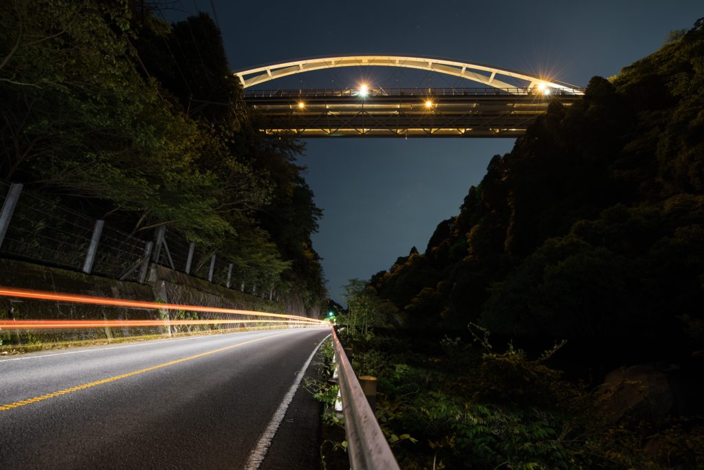 @tenby71様 『light beams』 撮影場所:稚児岩大橋下